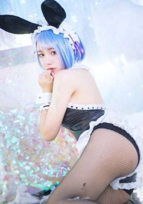 郝板栗牙科姐妹
